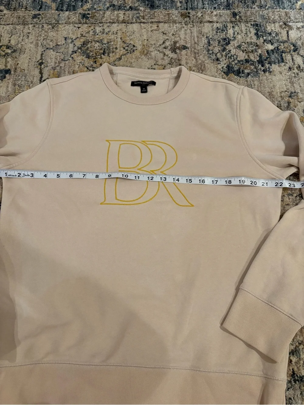 Banana Republic Fall Logo Crewneck Sweatshirt  with Yellow Embroidery M